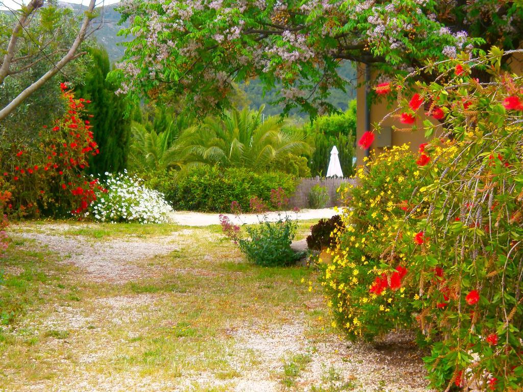 منزل الضيف Lliber  في Finca El Corral المظهر الخارجي الصورة